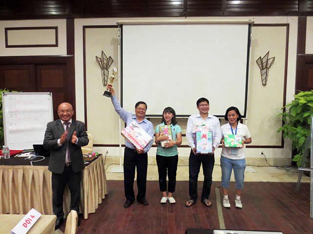 Cooperate Transversally - Sanofi (05.03.2015)